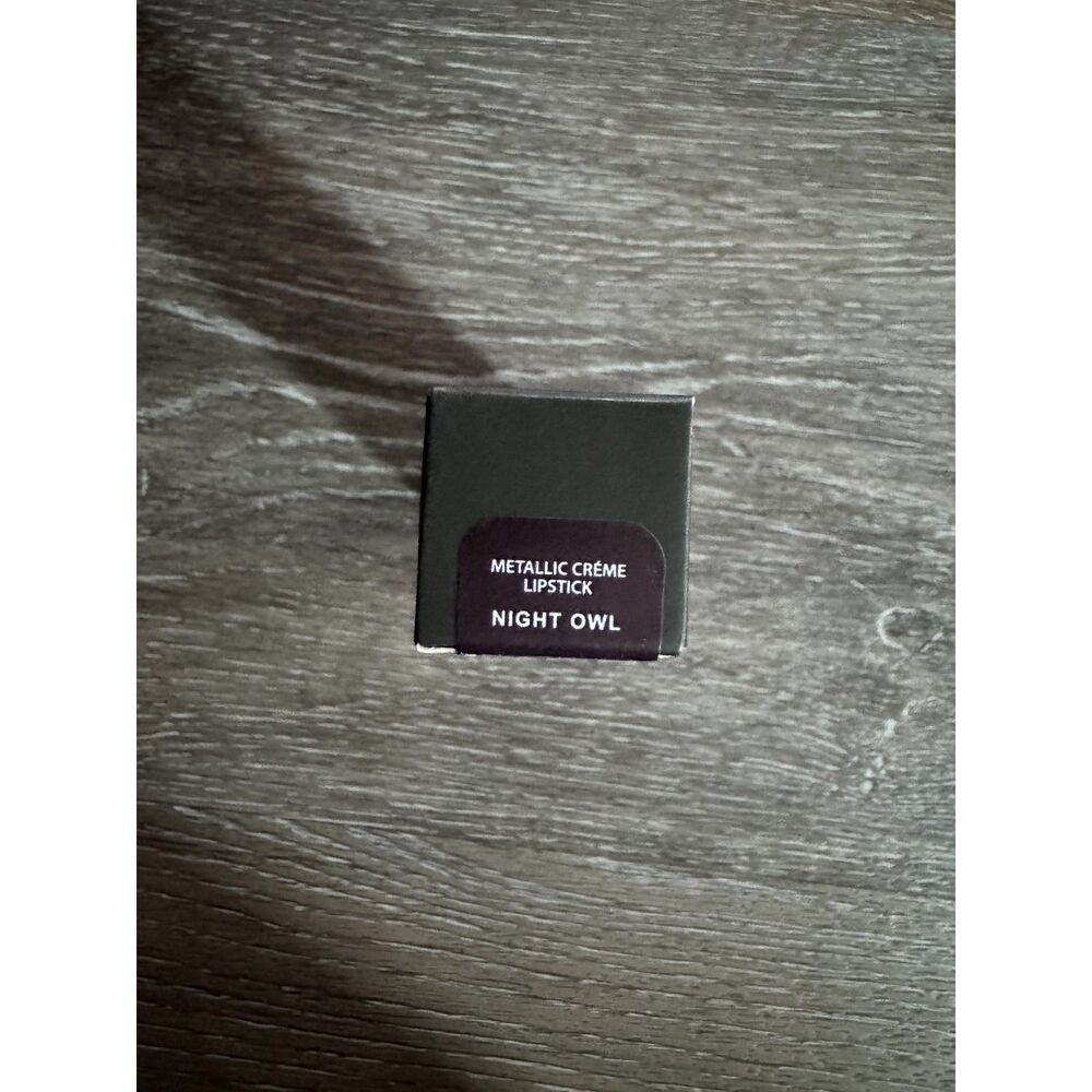 LIQUE Metallic Creme Lipstick